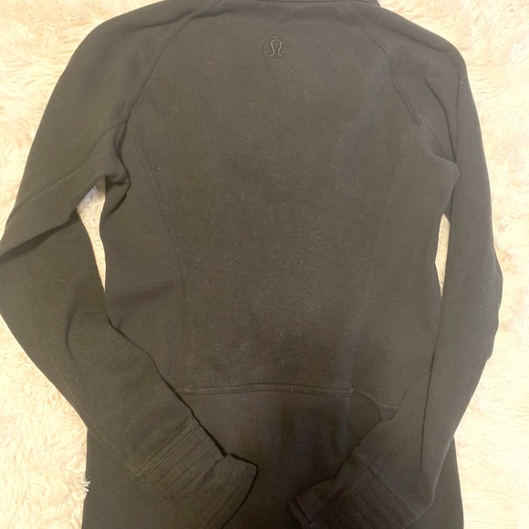 Lululemon black sweater - Picture 2 of 5